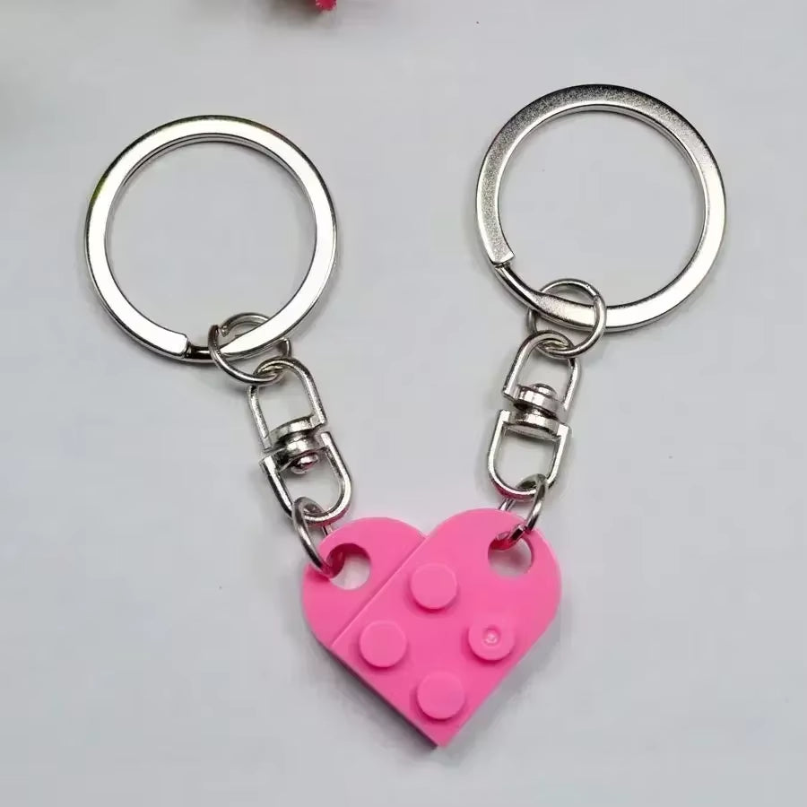 2Pair Cute Love Heart Building Block Keychains for Couples Women Men Friendship Separable Love Heart Brick Key Ring Jewelry Gift