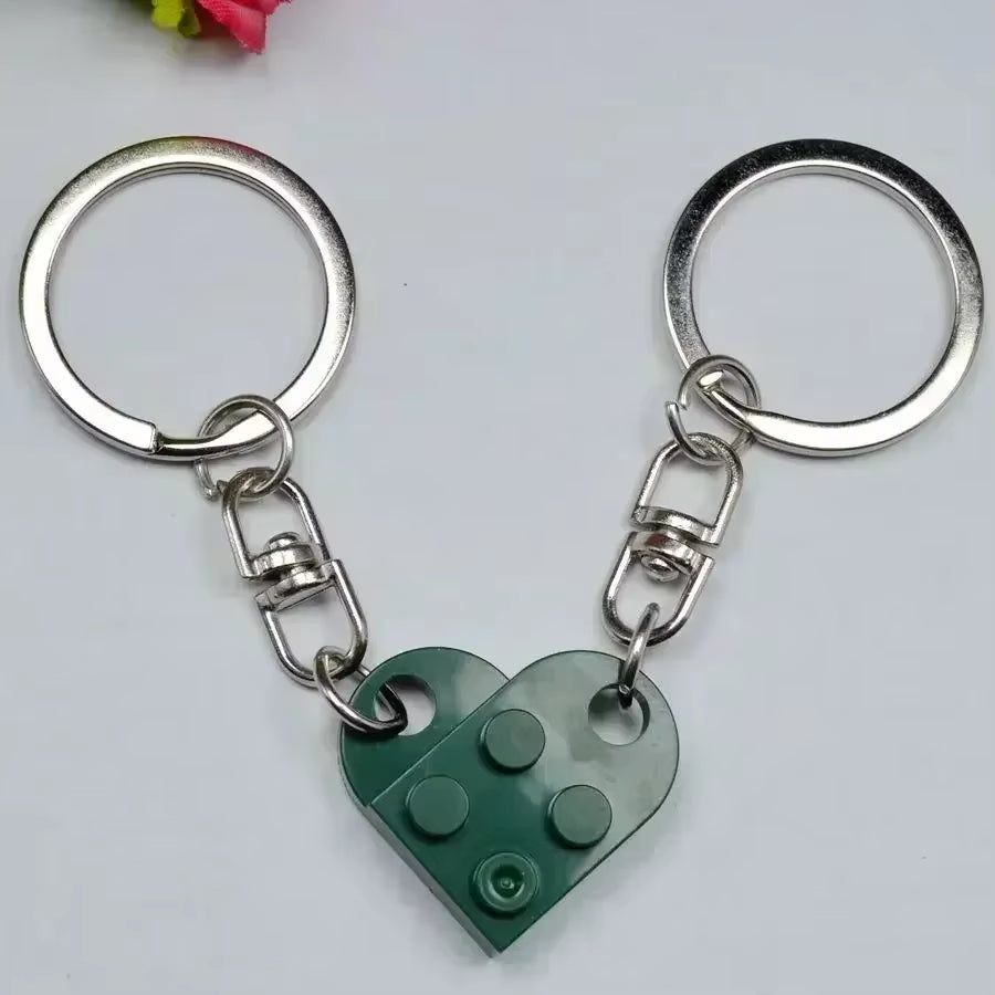 2Pair Cute Love Heart Building Block Keychains for Couples Women Men Friendship Separable Love Heart Brick Key Ring Jewelry Gift