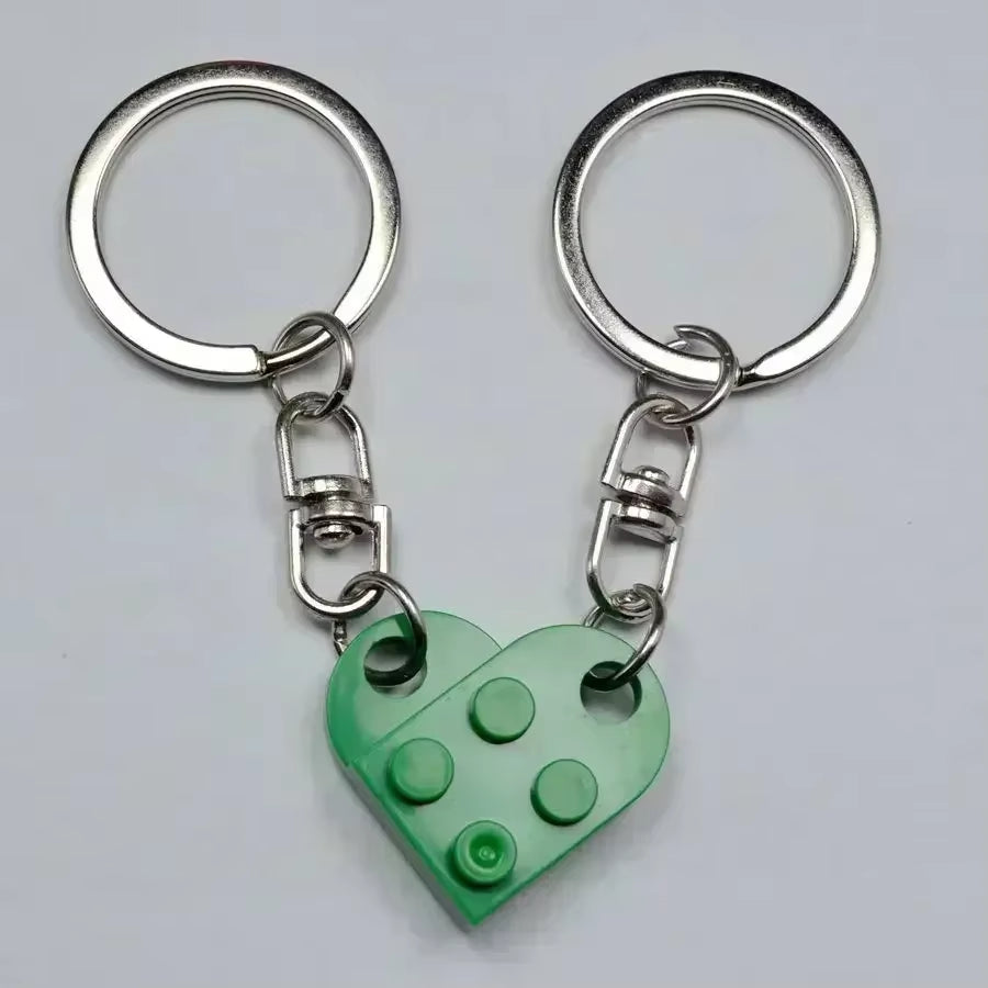 2Pair Cute Love Heart Building Block Keychains for Couples Women Men Friendship Separable Love Heart Brick Key Ring Jewelry Gift